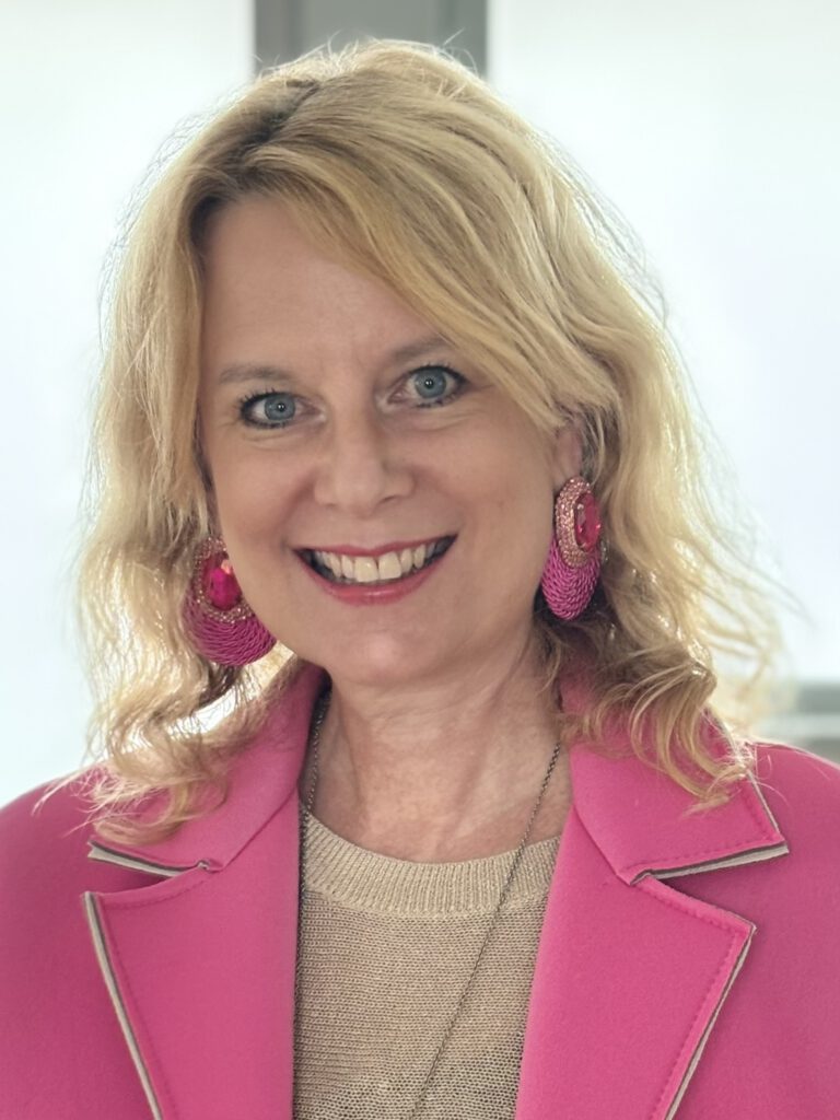 Karina Caspers – Coach für Frauen in der Lebensmitte: empathisch, erfahren und mit journalistischem Gespür für gute Geschichten. Foto: C. Caspers